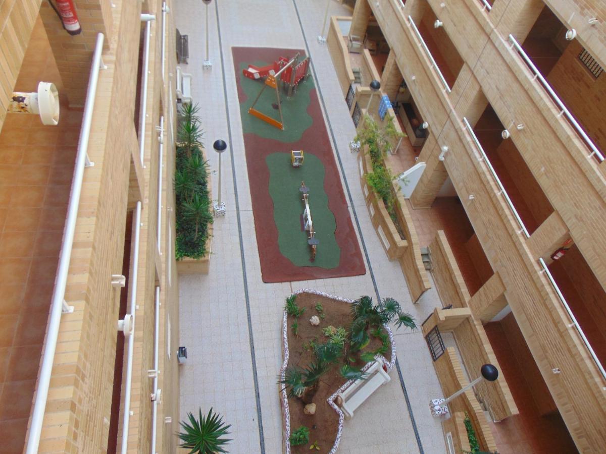 Apartamentos Varios Con 2 Dorm En Marina Dor , La Playa De Amplaries 47 , Vista Lateral Al Mar Oropesa del Mar Exterior foto